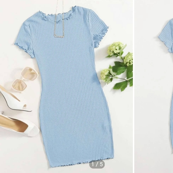 Dress - Picture 1 of 3